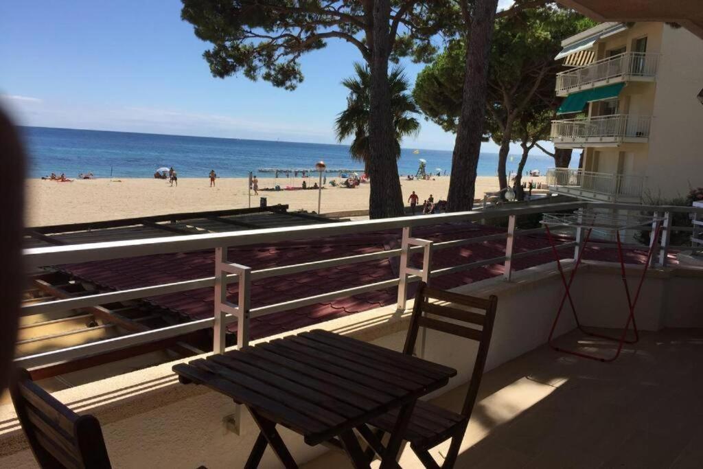 Apartamento frente al mar en Cambrils Exterior foto
